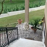 Rita 蒙赞巴诺